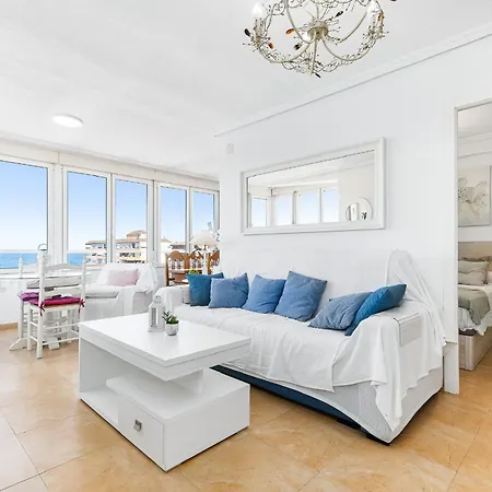 Balcon Mediterraneo Sunrise شقة تورّيفيِخا